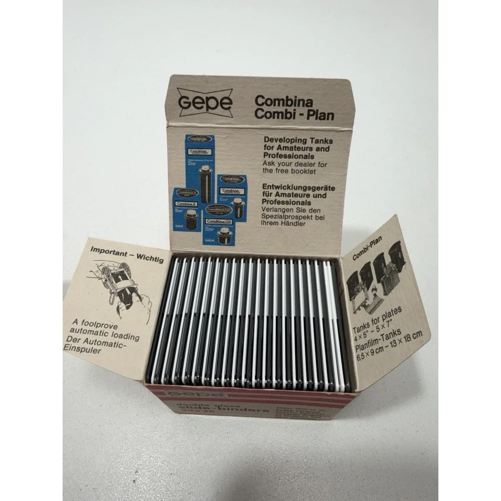 Vintage 2 boxes of 20 GEPE‎ 24x36 Anti-Newton SLIDE BINDERS